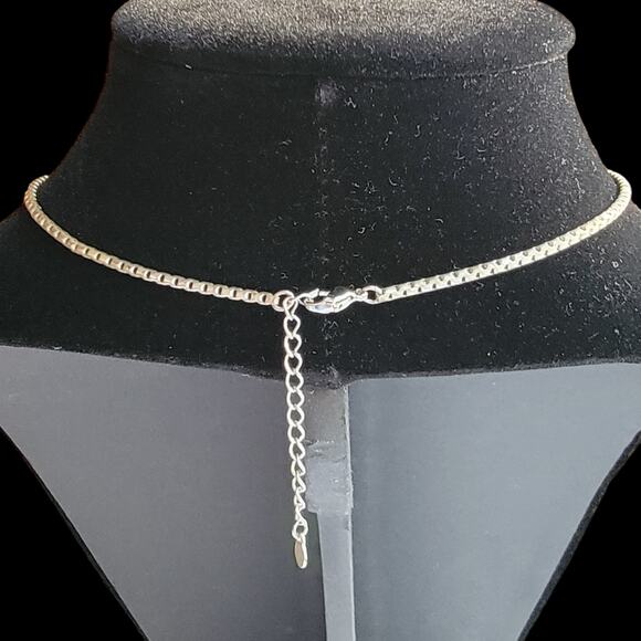 Monet Seahorse Necklace‎ Silver-tone Rhinestone Pendant 17.5" Beachy Statement - Picture 5 of 8